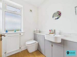 WC- click for photo gallery